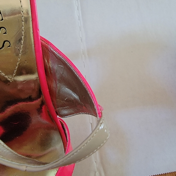 Guess Strappy High heel shoes. Pink and beige. Size 7 1/2 - Picture 9 of 10
